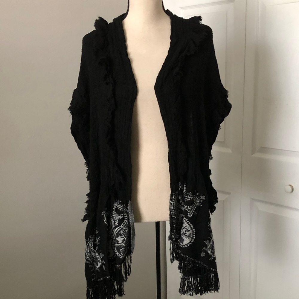 BETSEY JOHNSON Women Viscose Scarf Wrap Floral Black & White - Picture 2 of 11